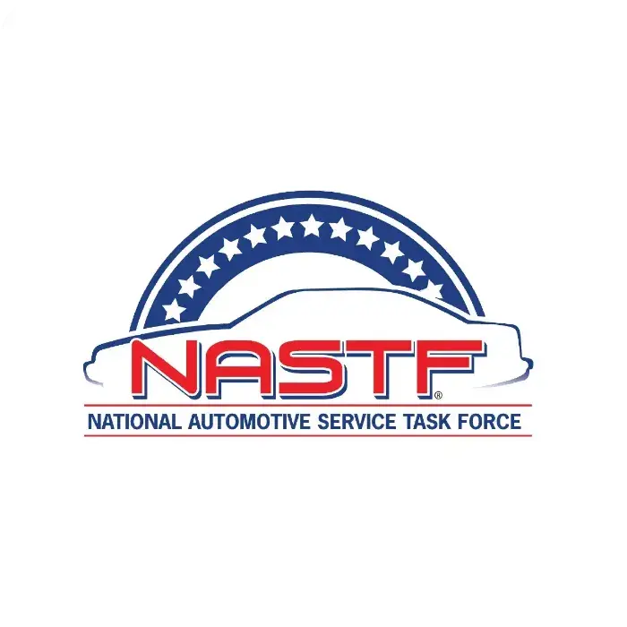 Locksmith showing a NASTF VSP registration card